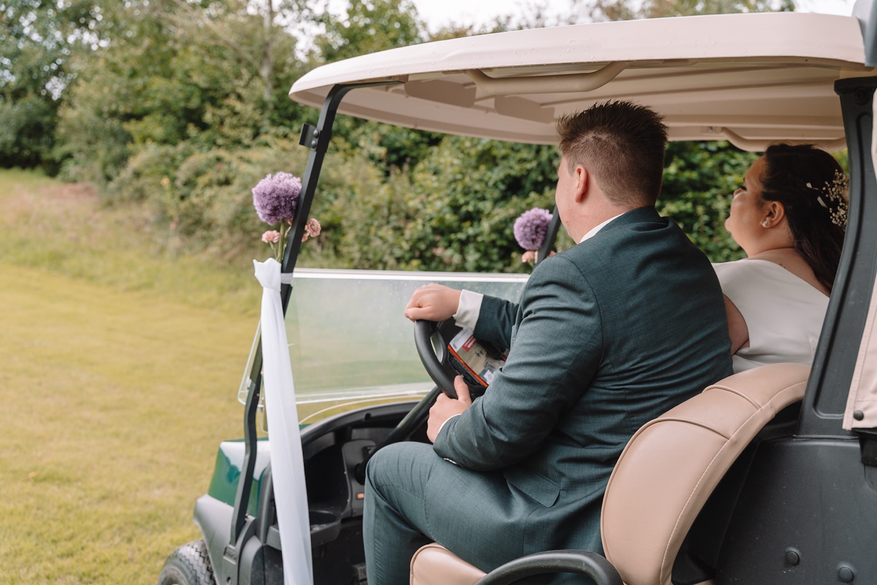 Paarshooting mit Golfkart